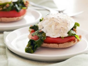 Healthy-Kale-and-Tomato-Eggs-Benedict
